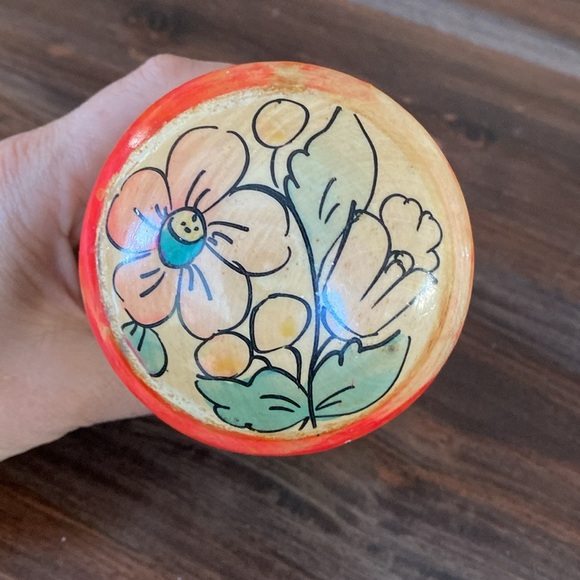 Vintage Wooden Mushroom - Russian trinket box - Picture 2 of 6